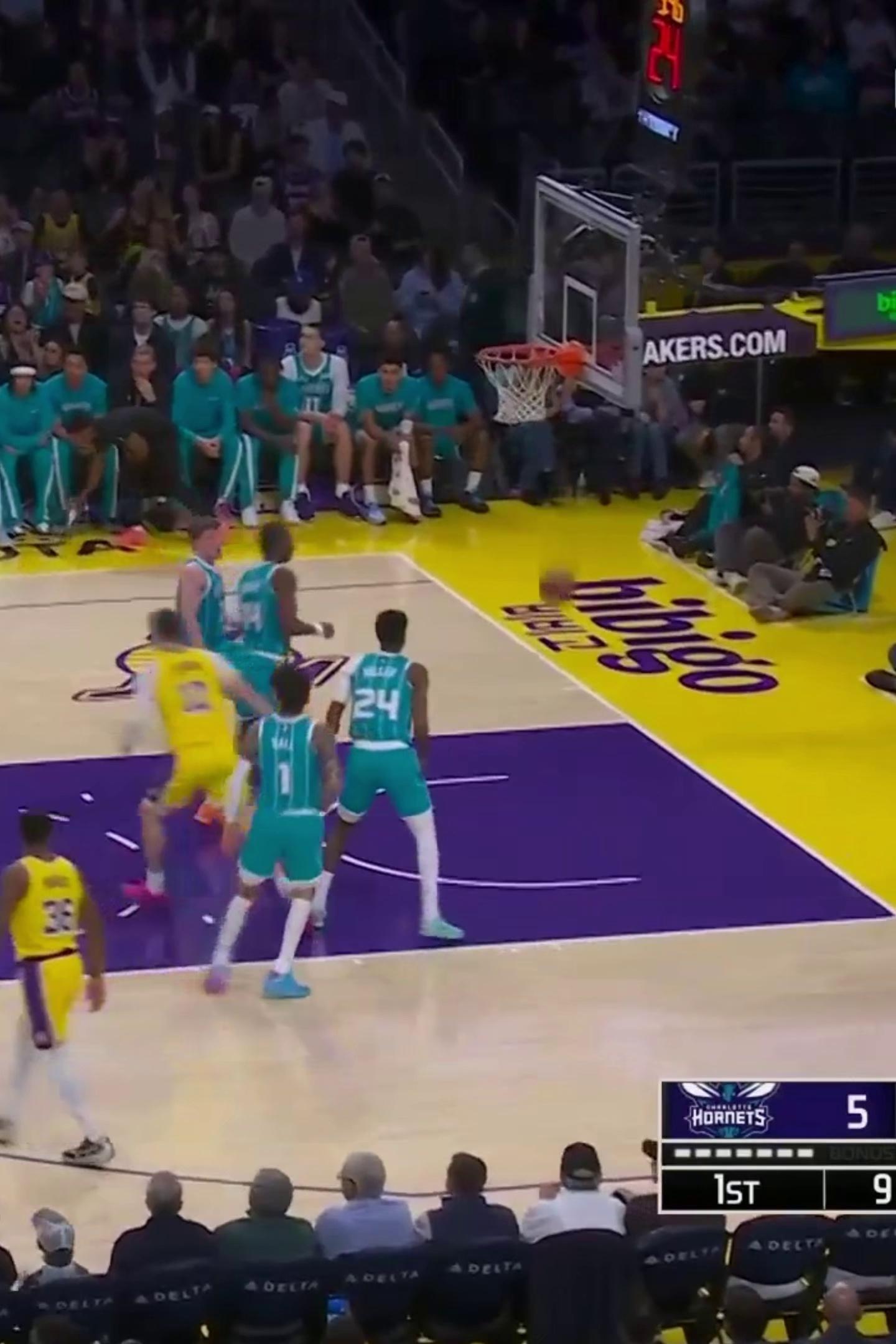 AYX-东契奇回归赛场，大胜首场状态亮眼，拜仁观众沸腾！的简单介绍